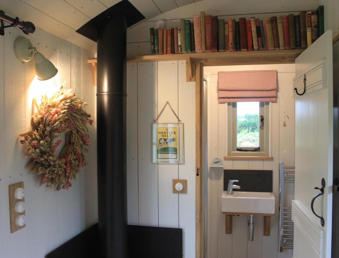 הוילה אטוקסטר The Parlour, For Alton Towers & The Peak District מראה חיצוני תמונה